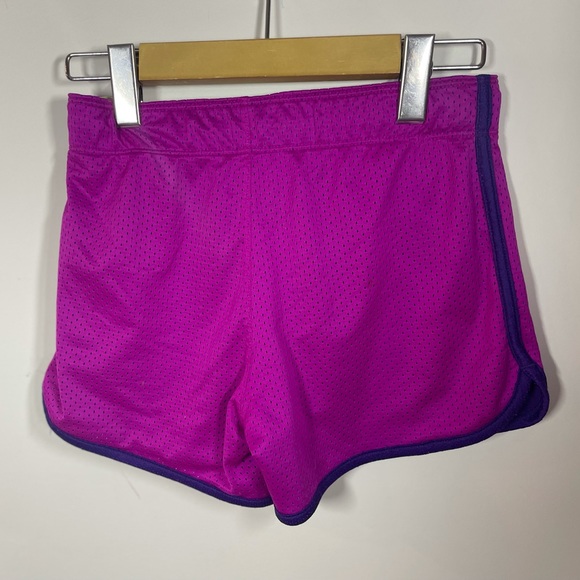 Nike, médium but more like a small - Picture 4 of 5